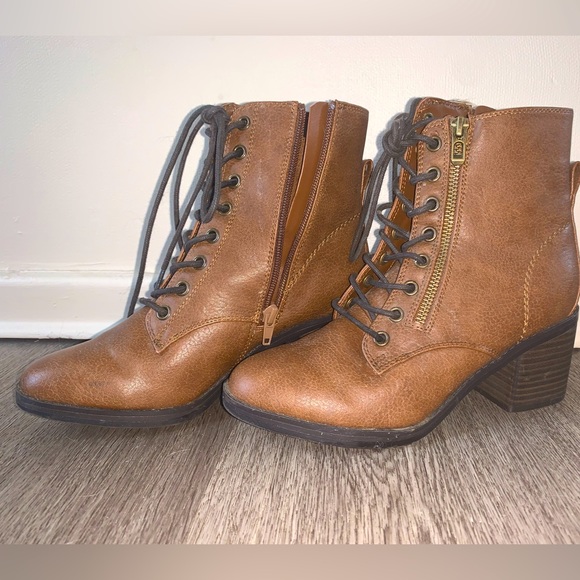 Call It Spring brown boots - Picture 2 of 4